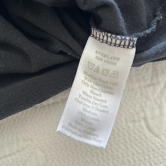 Everlane Black Mockneck Shirt - Picture 5 of 5